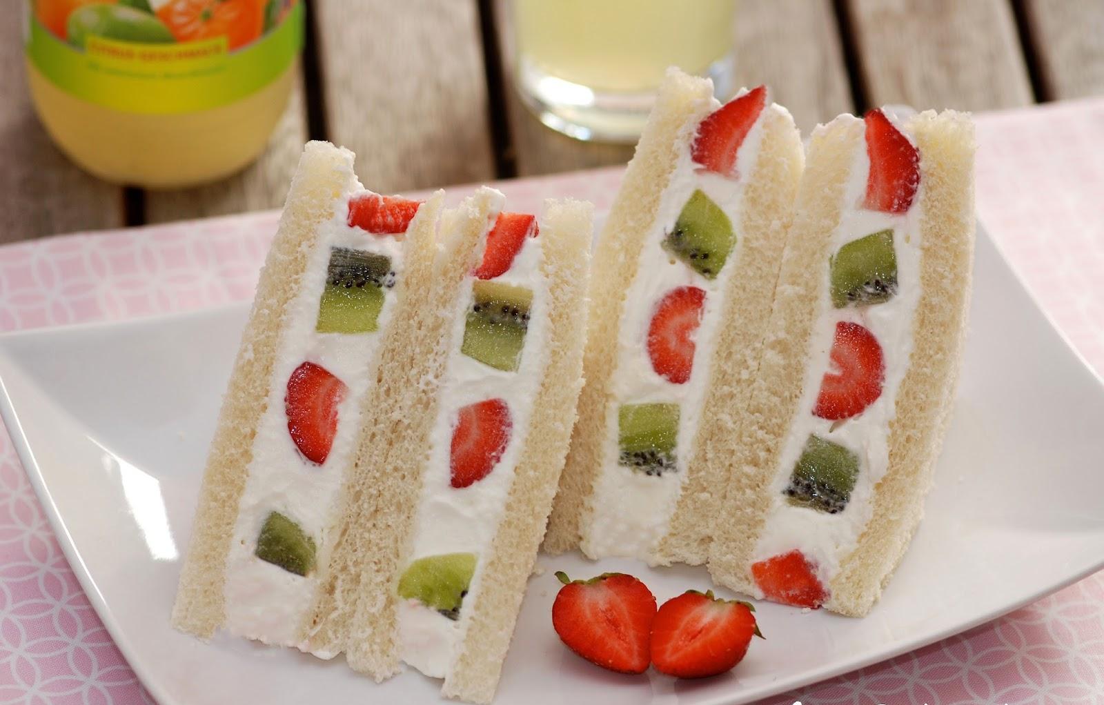 Fruit Sandwich